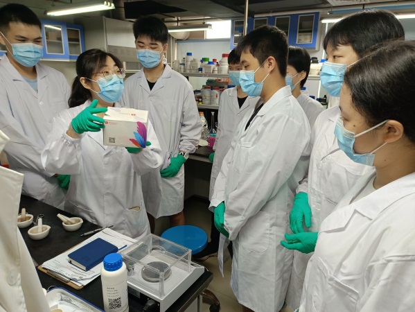 D:\科普\2023\2022學(xué)年英才計劃\2023-7 暑假營\實驗 微信圖片_20230724152355.jpg